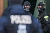 SEK-Einsatz: Mann verschanzt sich in Bank