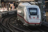 Nach tagelangem Stillstand: Ab Samstag rollen wieder Züge durch Wuppertal