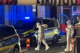 Frau in Hessen auf offener Straße getötet: Zeugen überwältigen Ehemann