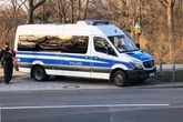 Polizei sperrt Hasenheide nach mutmaßlichen Schüssen ab