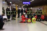 Lebensgefahr! Mann fällt bei Schlägerei in S-Bahn-Gleis