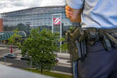 Festnahme am Dresdner Flughafen: Messer-Mann verletzt Polizisten