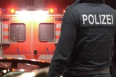 15-Tonnen-Lastwagen kracht in Baustellen-Absicherung: Zwei Verletzte bei Unfall auf der A3