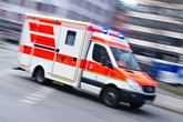 Heimliches Biker-Fahrtraining endet mit Laster-Crash: 20-Jähriger schwer verletzt in Klinik