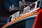 Sporthalle steht in Flammen, Schaden ist beachtlich: War es etwa Brandstiftung?