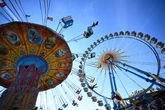 Tragödie auf dem Münchner Frühlingsfest: Betrunkene von "Breakdance" mitgeschleift