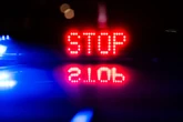 Wilde Verfolgungsjagd mit der Polizei: 22-Jähriger muss gefesselt werden