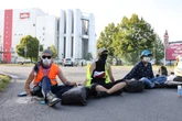 Müllermilch-Blockade: Eilverfahren gegen drei Aktivisten