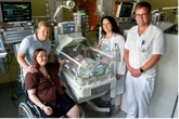 Dresdner Uniklinik begrüßt Jubiläumsbaby: Die kleine Tamina kommt mitten im WM-Spiel zur Welt