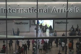 Nach Gefahrgut-Vorfall an Londoner Flughafen: Polizei nimmt Mann (57) fest