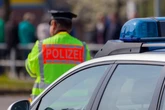 Wohnmobil kippt nach Auffahrunfall auf A9 um: Drei Verletzte