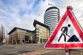 Spur Richtung Marienbrücke dicht: Verkehr durch Dresdner Baustelle eingeschränkt