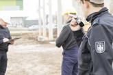 Zoll stellt zahlreiche Verstöße auf Baustellen fest: Arbeiter flüchten