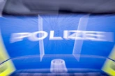Maskierte Macheten-Männer überfallen Pizza-Laden