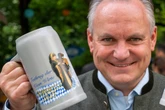 Kein "Skandal im Sperrbezirk"? Wiesn-Chef reagiert auf Musik-Zensur