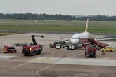 Crew bemerkt Dampf an Bord von Flugzeug: Besatzung reagiert sofort
