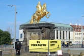 Wert von 14,8 Millionen Euro! Wird der Goldene Reiter wirklich versteigert?