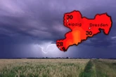 Unwettergefahr in Sachsen: Dichte Wolken, Starkregen und Temperatursturz