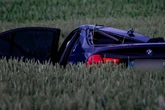 Unfall-Drama in der Wetterau: BMW-Fahrer (21) schwer verletzt, für Beifahrerin (†20) kommt jede Hilfe zu spät