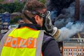 Schwarzer Rauch über Duisburg: Chemiewerk in Flammen!