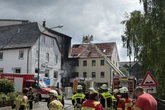 Feuer in alter Brauerei: Zwei Männer mit Rauchgasvergiftung im Krankenhaus