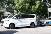 Insassen flüchten nach Unfall auf der A1 und verschwinden spurlos