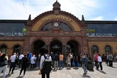 Drama am Hauptbahnhof: 13-Jähriger (†) von Linienbus erfasst