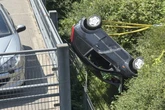 Unfall am AK Barmbek: Passanten retten schwer verletzte 72-Jährige aus dem Auto