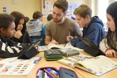 Wegen fehlenden Geldes wird vielversprechendes Lehramtspraktikum eingestampft
