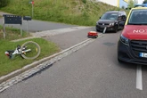 Unfall im Erzgebirge: VW erfasst Kind auf Fahrrad