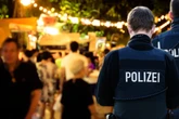 20 Leute eingeladen, über 100 kommen: Polizei löst Chaos-Party von 15-Jährigem auf
