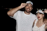Travis Kelce lässt Fans ausflippen: Erste gemeinsame Insta-Bilder mit Taylor Swift