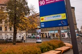 Unfall am Stannebeinplatz: Radfahrerin nach Audi-Crash im Krankenhaus