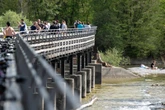 Junger Mann verschwindet an der Isar spurlos: Am nächsten Tag kommt es zum kuriosen Happy End