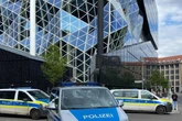 Verdächtiges Auto! Polizei im Großeinsatz vor Axel-Springer-Gebäude
