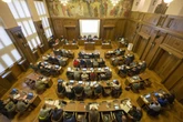 Noch vor der Sommerpause: Chemnitzer Stadtrat diskutiert über Personal-Not
