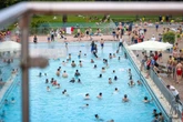 Bad in den Mai: In diesen Freibädern sind die Becken bereits geöffnet