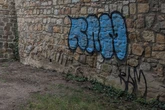 Vandalen besudeln aufgehübschte Schlossmauer in Nordsachsen
