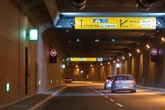 Achtung Autofahrer: Tiergartentunnel nach Unfall dicht, Stau auf A100