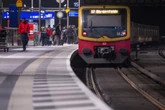 Mann auf Drogen bedroht Mitarbeiter beim Hauptbahnhof mit Cuttermesser: Festnahme
