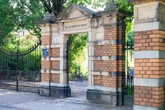 Leitsystem im 26er-Ring weist Weg zum Botanischen Garten