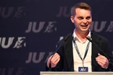 Führerschein für junge Menschen bald günstiger? Das fordert die Junge Union jetzt!