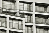 Nach Streit mit Frau: 25-Jähriger auf Balkon ausgesperrt