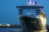 Königlicher Besuch nach fast einem Jahr Pause: So lange bleibt die Queen Mary 2 noch in Hamburg