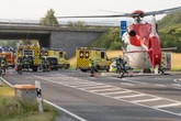 Schwerer Unfall an A4-Abfahrt: SUV rammt Kleinwagen von der Straße