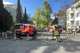 16 Verletzte bei Brand in Obdachlosenwohnheim: Einsatzkraft hat Schwächeanfall
