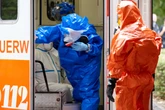Weiterer mit Ebola infizierter Mensch in Deutschland: Ärzte kämpfen um Leben