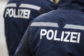Mit Benzin erwischt: Polizei vereitelt mutmaßlichen Brandanschlag auf Haus und Autos