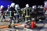 Ein Toter, vier Schwerverletzte: Schrecklicher Autobahn-Unfall bei Dresden
