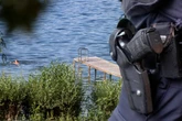 Nazi-Parole und Hakenkreuz am Badesee: Polizei schreitet ein